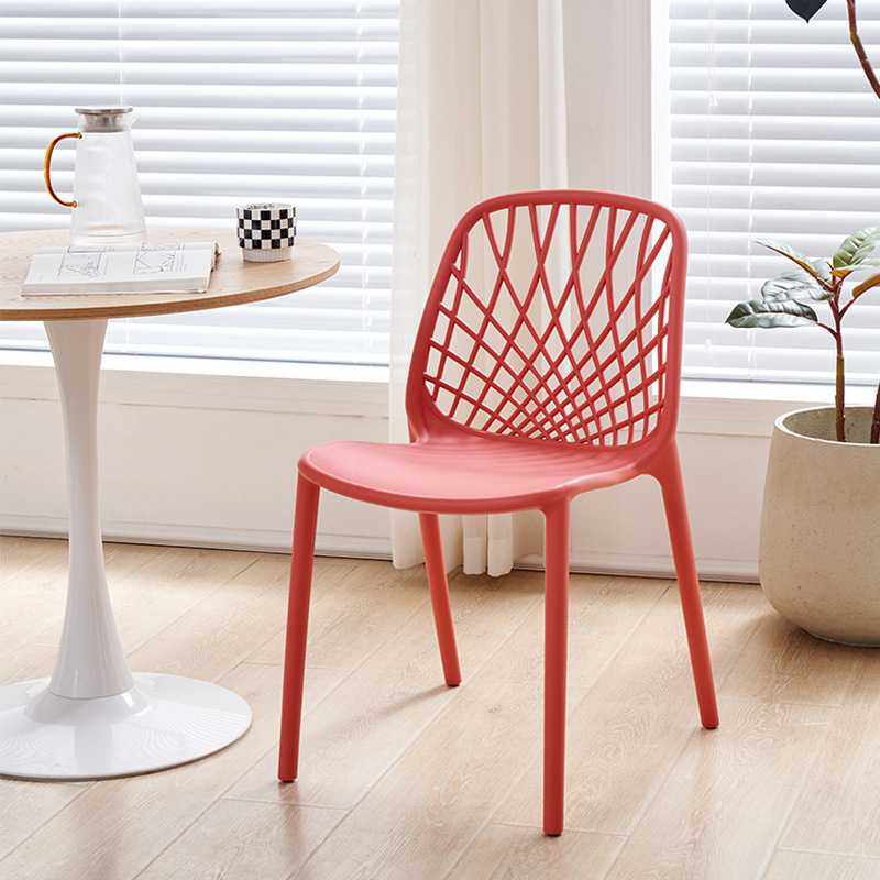 北欧塑料椅子家用现代简约餐桌椅网红靠背椅子可叠放加厚餐厅凳子,玩具/童车/益智/积木/模型,垂直悬浮玩具,淘宝优惠券,粉丝福利购,淘宝优惠卷