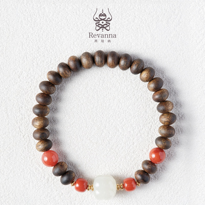 Revanna「新禧」沉香苹果珠和田玉南红单圈手串