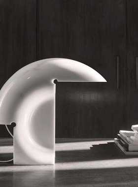 意大利Flos Biagio 台灯卧室设计师经典款白色树脂雕刻装饰氛围灯