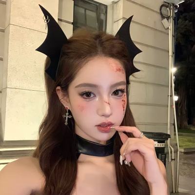 暗黑风小恶魔角发夹少女甜酷