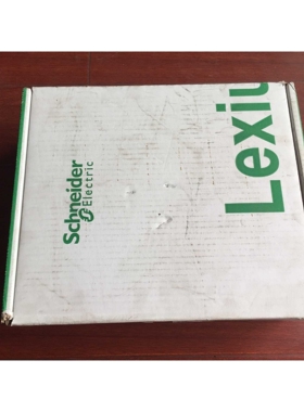 伺服LXM32AD72N4驱动器72A RMS峰值电流3相480V