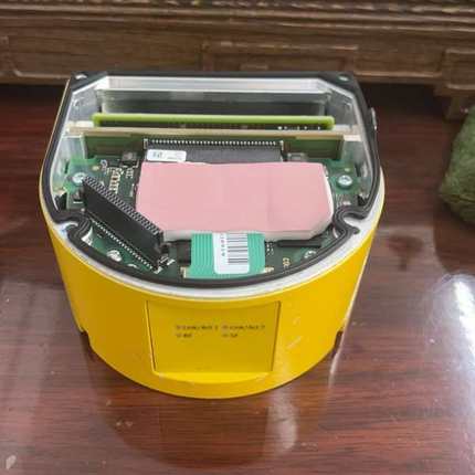 议价SICK雷达MICS3-ACAZ55PZ1底座一个，包好用