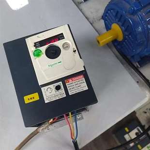 议价施耐德变频器0.75KW 成色如图 ATV312H075N4