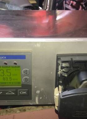 【议价】英国立式peripex蠕动泵。泵头破损了