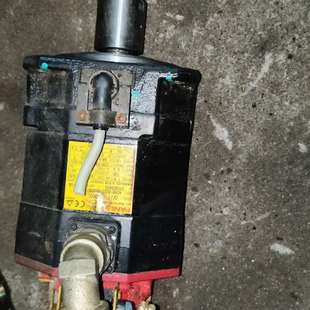 0100发那科aiF4 B500 400 0223 议价A06b