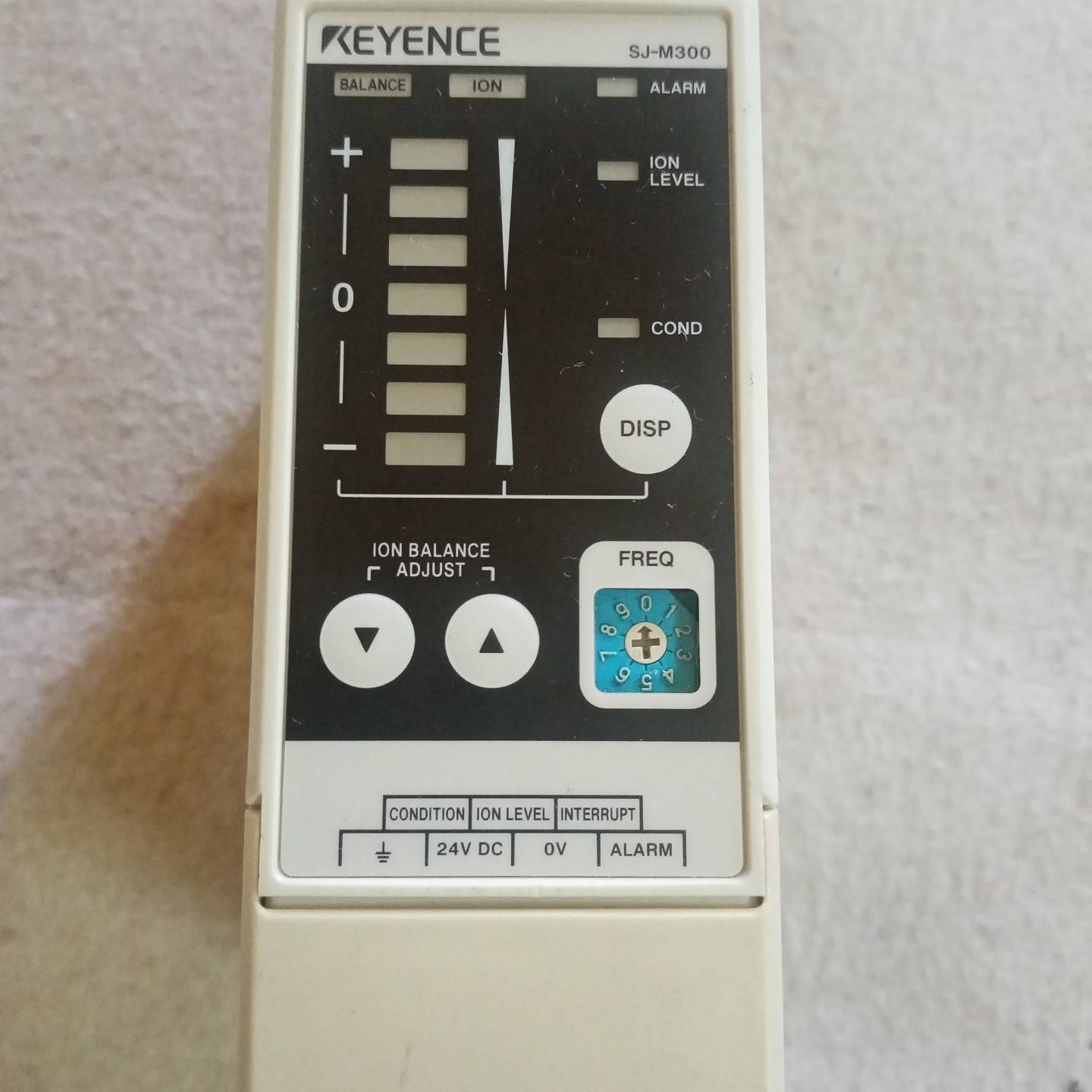 【议价】基恩士SJ-M300静电消除器控制器，只