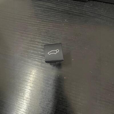适用20-24款荣放RAV4威兰达凌放威飒奕泽c-HR电动尾门开关SUV