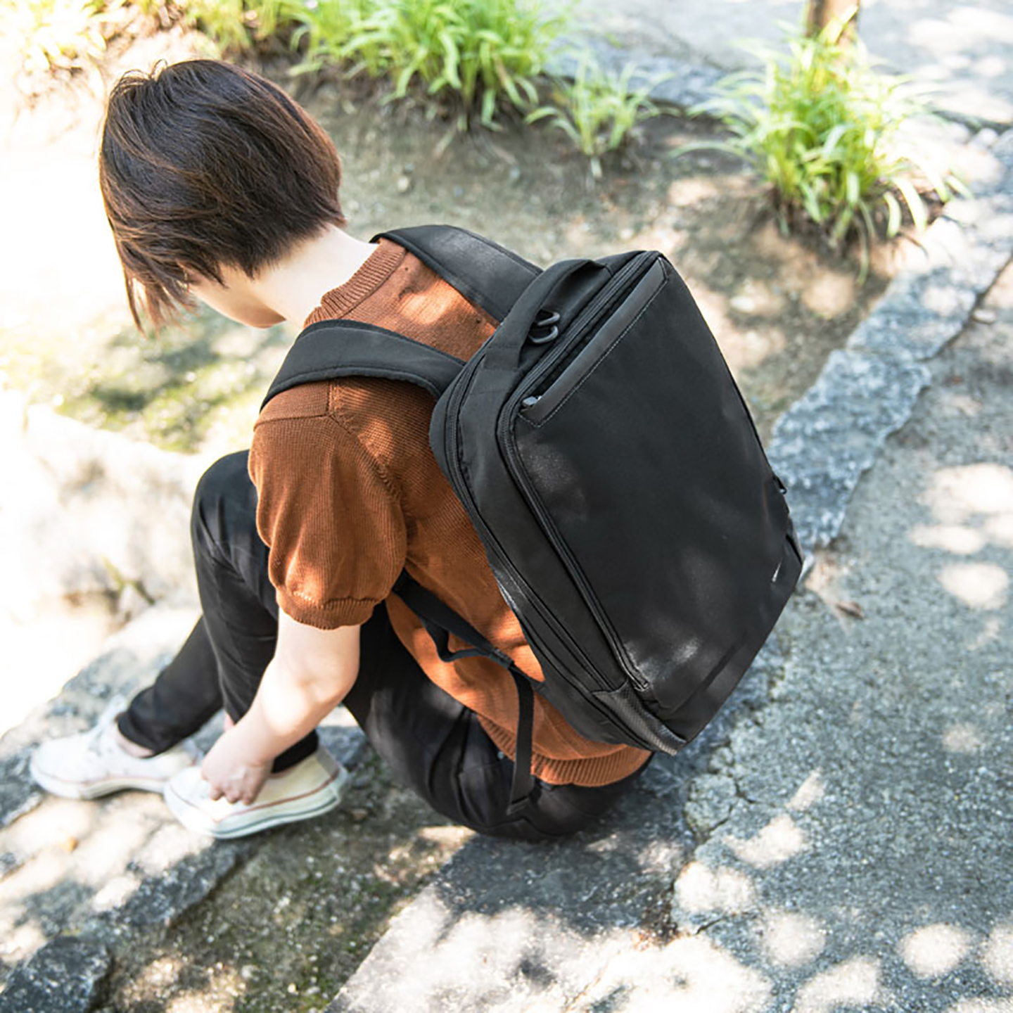 日本山业双肩包电脑包防泼大容量简约休闲百搭背包轻便休闲手提适用于联想13.3寸苹果小米华为15.6英寸书包