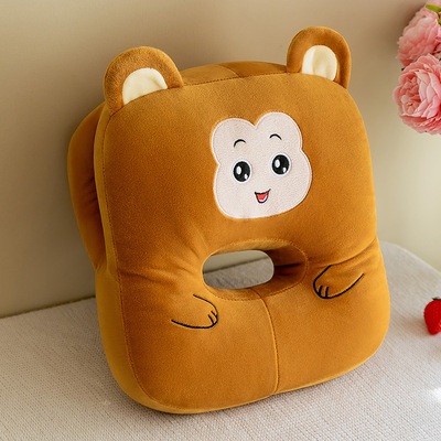 枕头趴趴枕靠垫学生毛绒抱枕