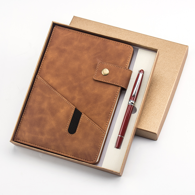 A5笔记本套装礼盒订做可插票据卡片多功能带插兜记事本定制笔记本