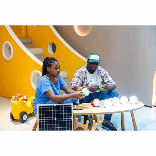 Portable Mobile Home Mini Solar Lighting System可充电台灯