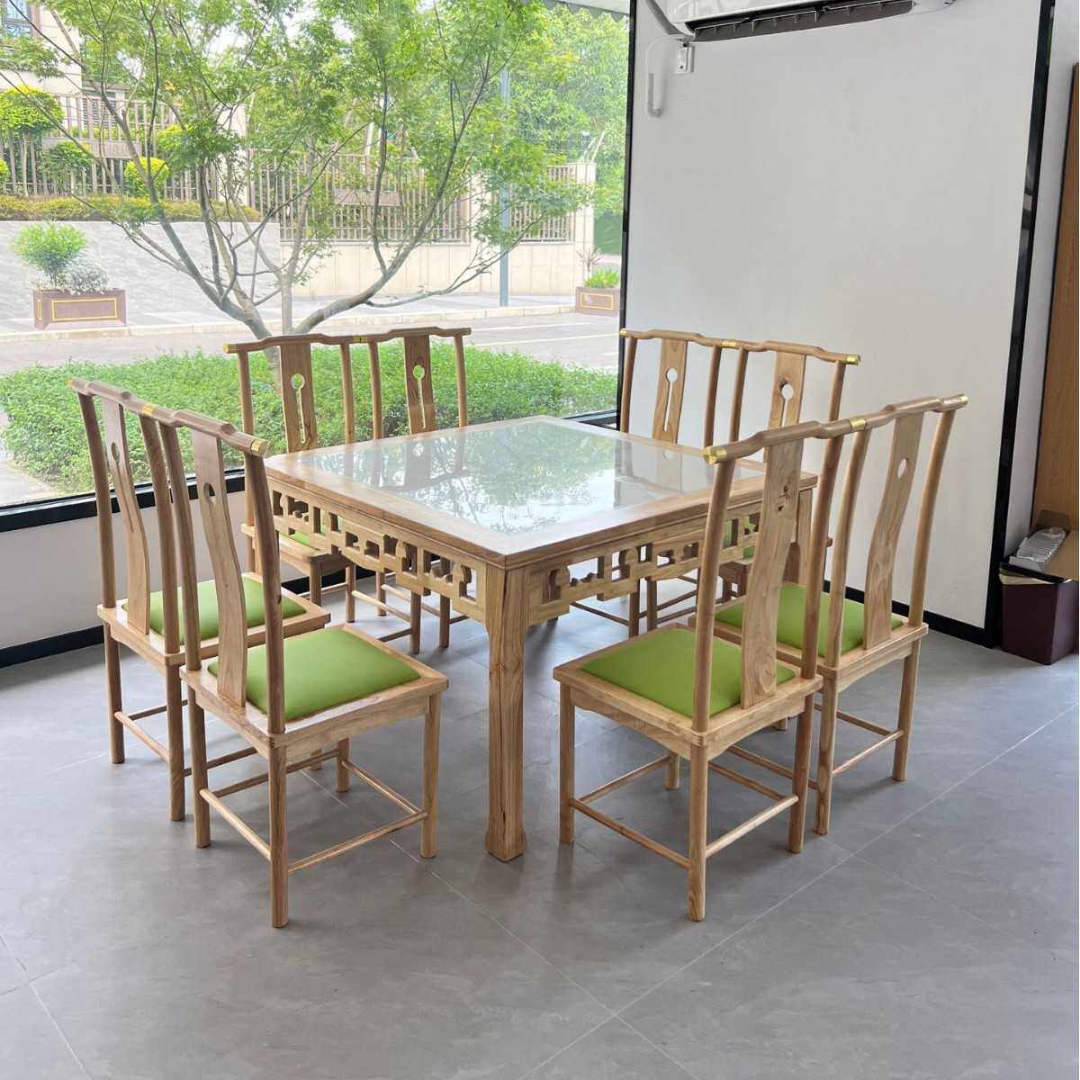 新中式国潮川湘菜馆八仙火锅桌椅岩板大理石实木餐饮饭店商用桌椅