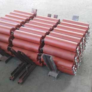 保定华运专业生产各种类型托辊，三联辊，摩擦托辊等