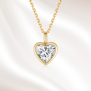 18K金培育钻石桃心形包镶吊坠复古金色爱心项链锁骨链女送女朋友