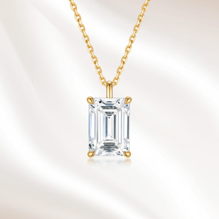 18K金培育钻石项链女小方糖祖母绿简约单钻真钻女士锁骨链送礼物
