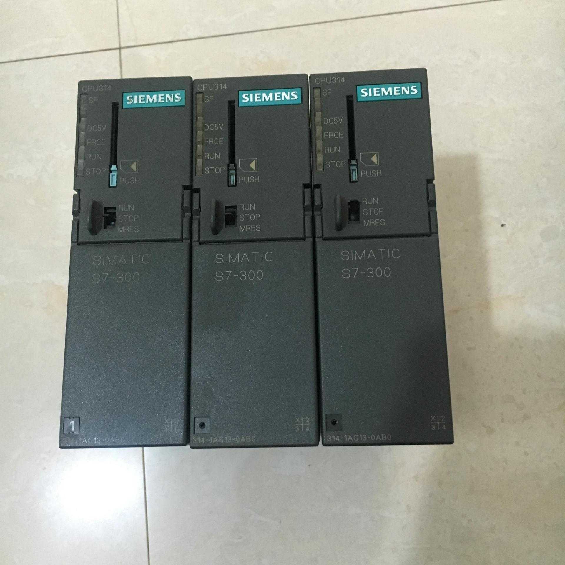 6GK5615-0AA00-2AA2 CPU模块CN模拟量输入模块6ES7515-2RM00-0AB0