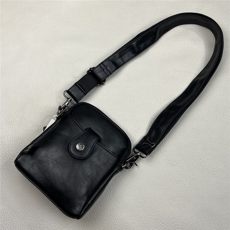 2025新日系潮男l竖款小包 休闲户外运动斜挎背包 复古单肩斜跨女