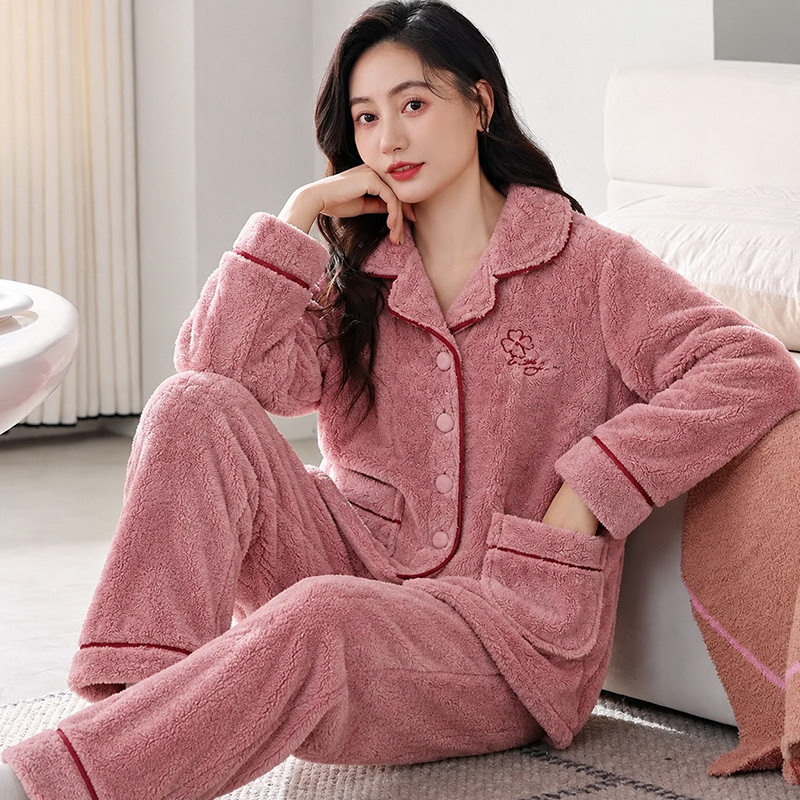 女士睡衣珊瑚绒保暖加厚翻领开衫睡衣/家居服套装