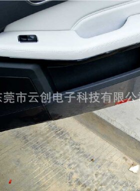 适用于奔驰E级GLK改装车门防踢保护膜 E200LE260L GLK300内饰贴膜