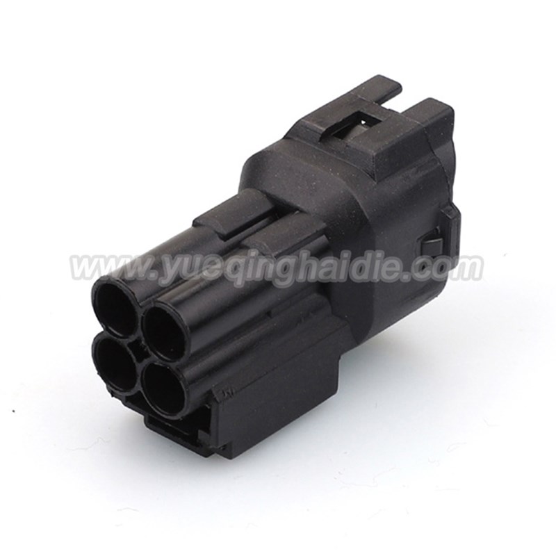 DJ7045F-2.2-11B/21B适用铃木北斗星羚羊电装系统插有