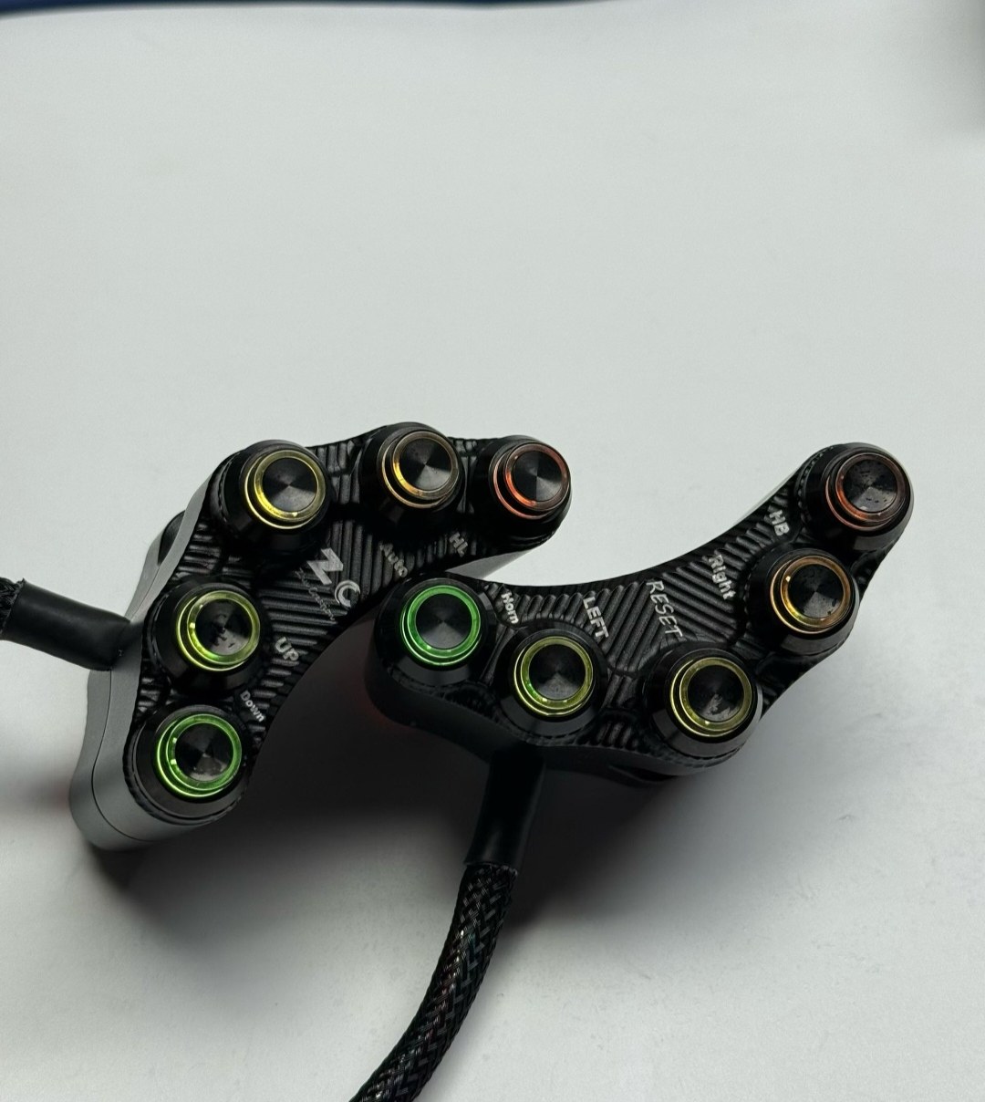 逐创不锈钢按键开关APP调色