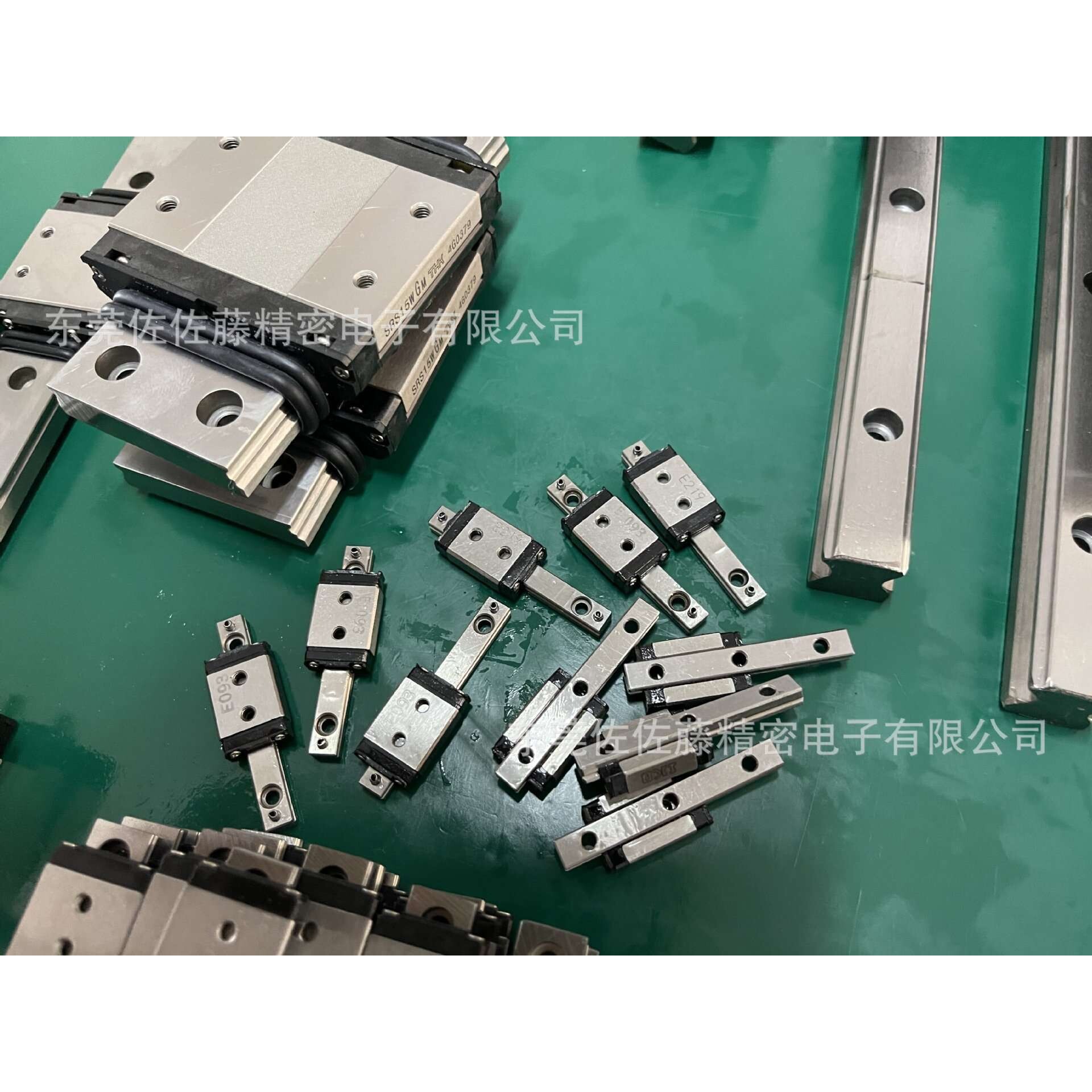 IKO直线导轨滑块LWL5C1R45T0H【老款和导轨螺丝孔一个方向】LWL3