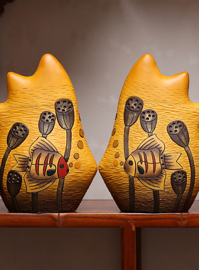 中式陶瓷客厅进门入户玄关隔断博古架小摆件M酒柜装饰品对鱼工艺