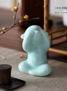 简约影青小猴子陶瓷生p肖猴子摆件可爱装饰品电视柜客厅家居小饰