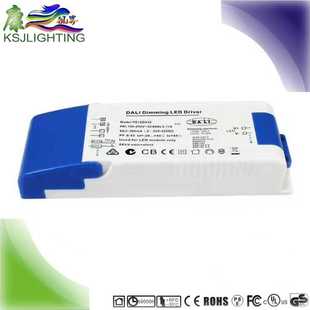 switch 保3年 三合一电源 PUSH PF＞0.94 DALI 过认证