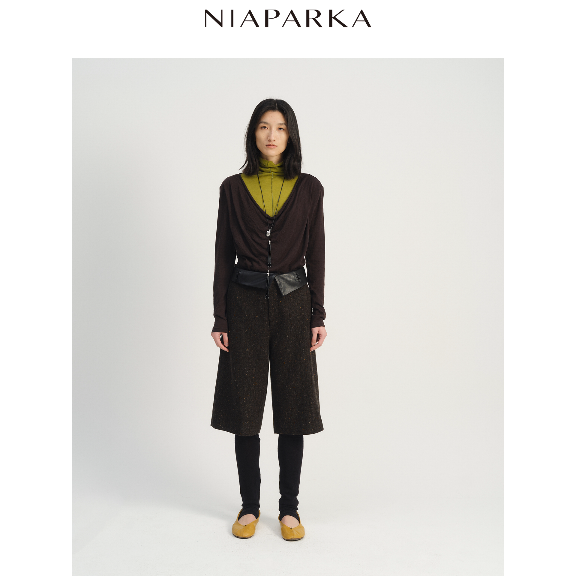 niaparka 2026秋季 复古钢花呢阔腿裤 皮腰封收腹显腿长 遮胯显瘦