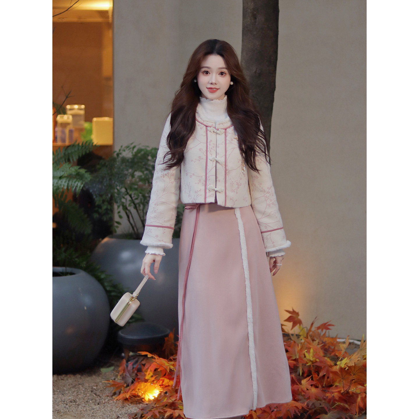 瑶西【花朝粉夕】新中式印花盘扣短外套毛绒边长裙汉服国风两件套