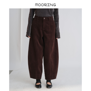 女 休闲小个子百搭九分裤 MOORING泊 复古遮肉高腰显瘦灯芯绒弯刀裤