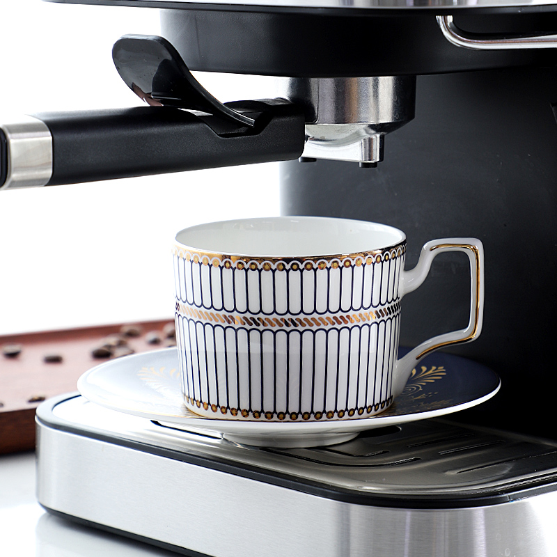 咖啡杯碟套装高档精致英式下午茶茶具骨瓷杯碟勺套装陶瓷轻奢