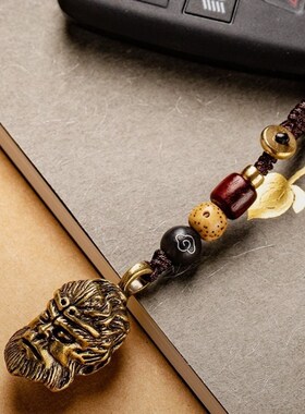 黑神话悟空周边齐天大圣黄铜吊坠钥匙扣斗战胜佛汽车钥匙链男女款