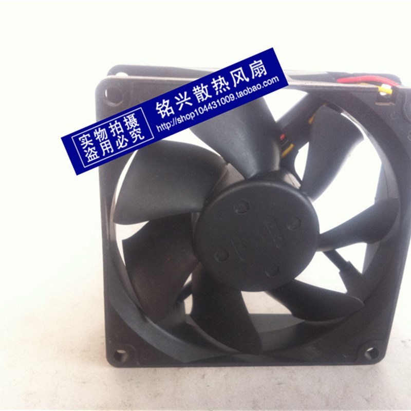 NMB 8厘米 8025 12V 0.44A 3110RL-04W-B79 双滚珠散热风扇