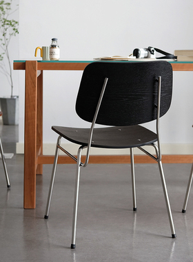 minimore星期五餐椅北欧现代简约轻奢家用靠背实木餐椅风小户型