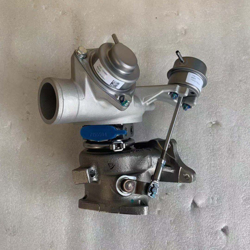 众泰SR9 SR7 T6l00 NSE1.5发动机涡轮增压器10242979 1346910000