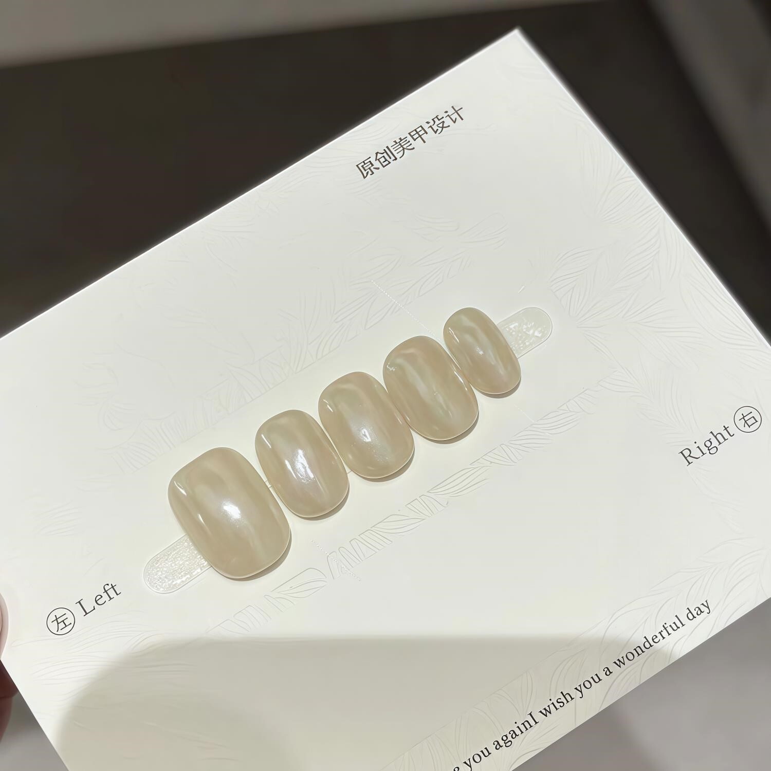 纯手工穿戴甲海莉同款 珠光白 贝壳珍珠粉白月光美甲手工穿戴甲片