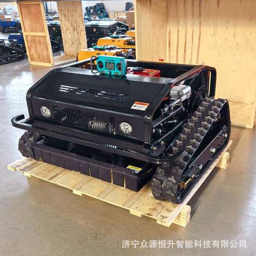 山地果园园林除草机黑狮800四驱遥控割草花园草坪修剪碎草打草机