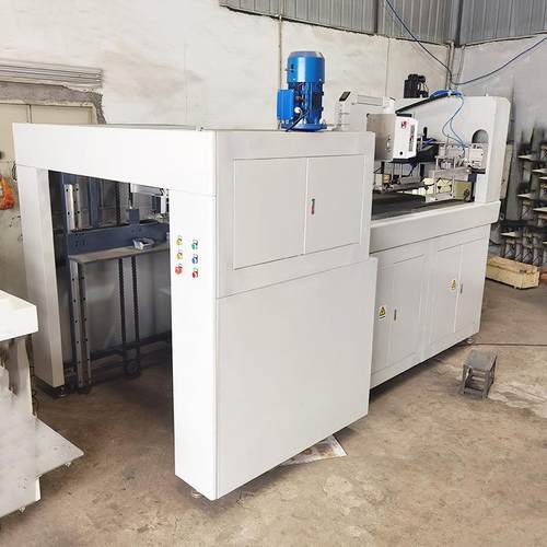 鑫乔自动贴窗机不停机上料烘干收纸一体自动丝印自动贴盒机