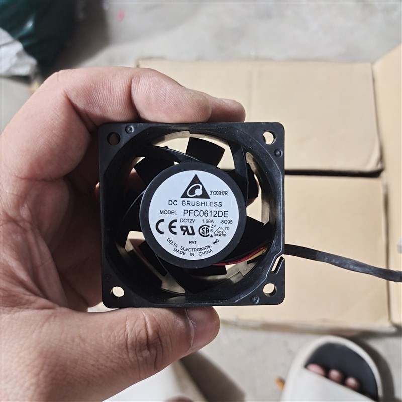 台达 PFC0612DE DC12V 1.68A 6038 6CM厘米暴力pwm服务器散热风扇