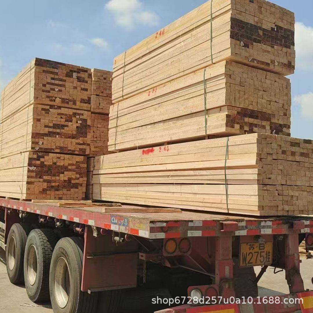 建筑木方新西兰松木板实木板材松木4x8建筑方木工地方木