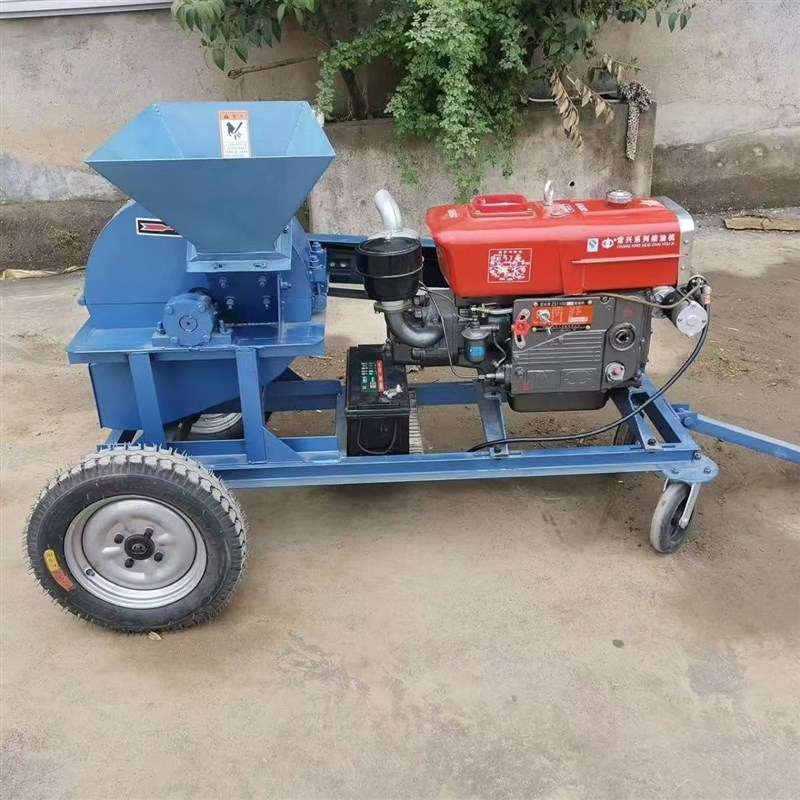 木材刨花机锤削片树枝锯末菇x木屑木材粉碎机移动木头碎枝破碎机