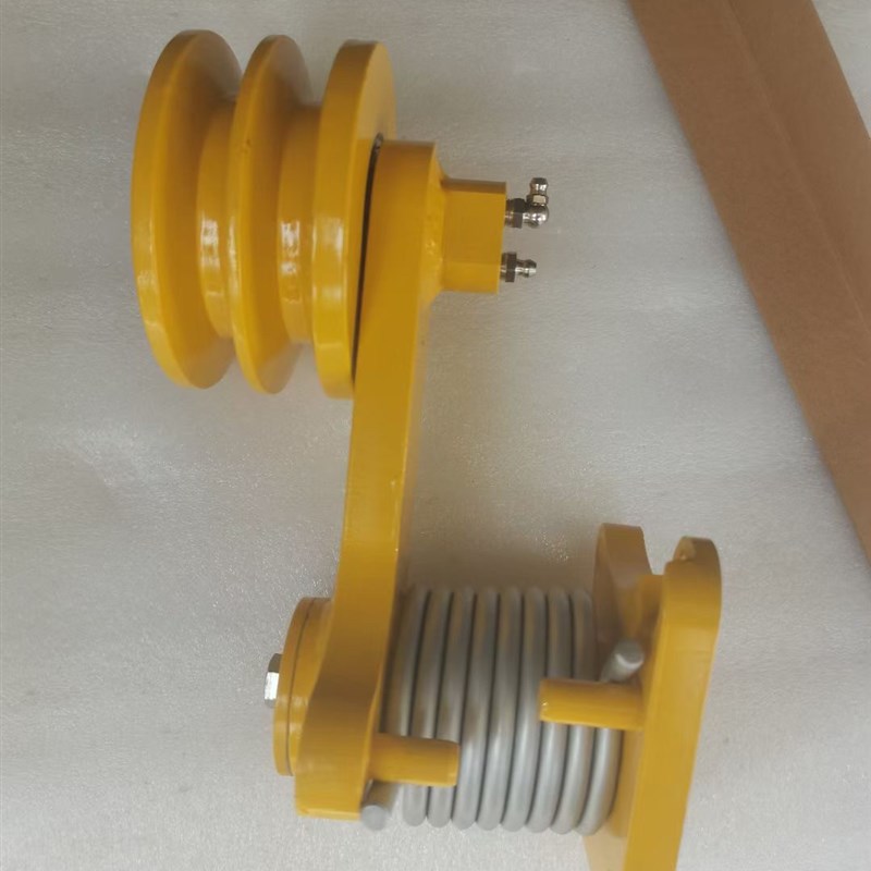 小松挖掘机PC650/750-7原装发动机皮带涨紧轮6210-61-3402