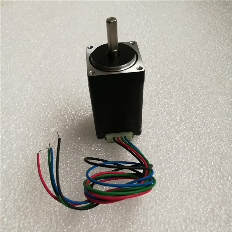28BYGH1.8两相步进电机 Nema11型 机身51mm 大力距 28MM 小体型