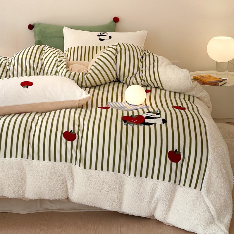 冬季可爱卡e通加厚牛奶绒四件套双面毛绒羊羔绒被套珊瑚绒床单床