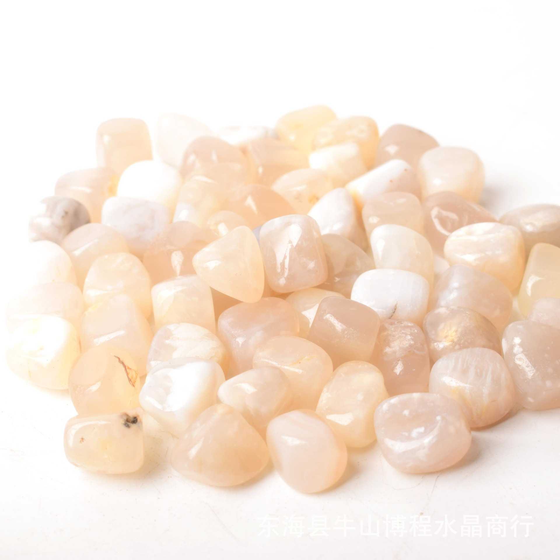 天然白玛瑙随形抛光颗粒原石鱼缸料能量灵修居家创意摆件