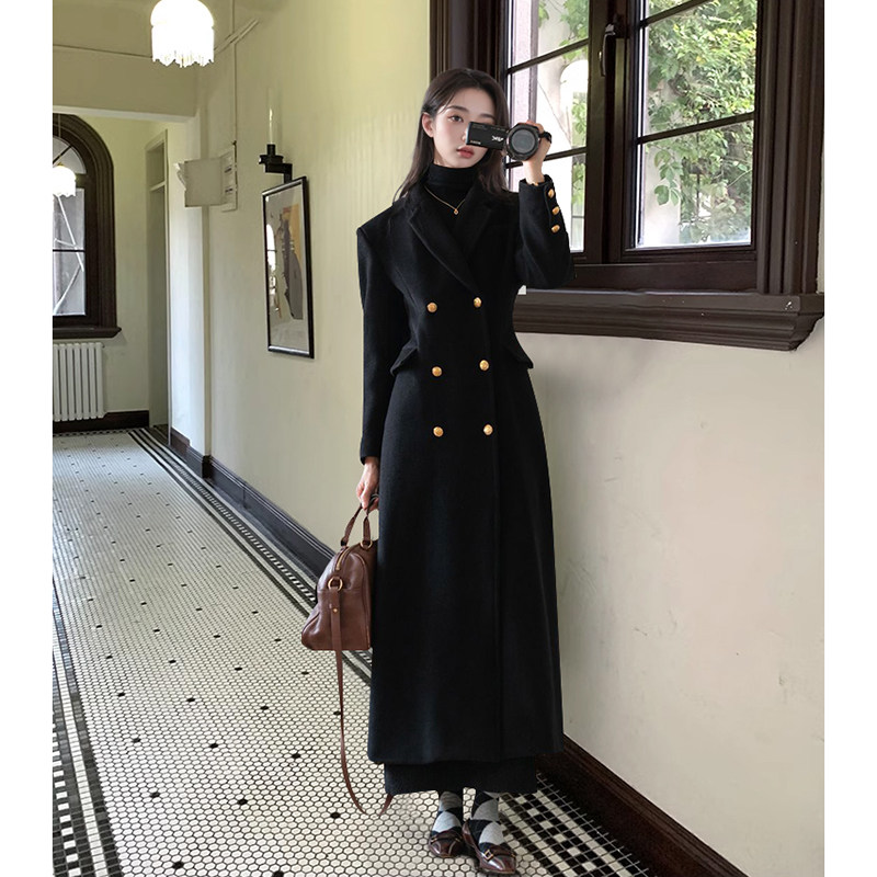 法式高级感黑色双排扣修身长款西装大衣女秋冬款设计感金扣呢外套