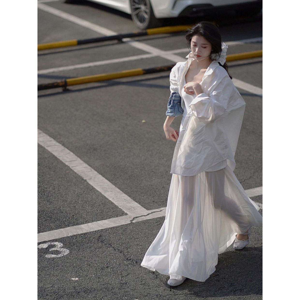 “淡人仙女裙 ”清冷艺术系拼接网纱吊带裙白色廓形长袖衬衫套装