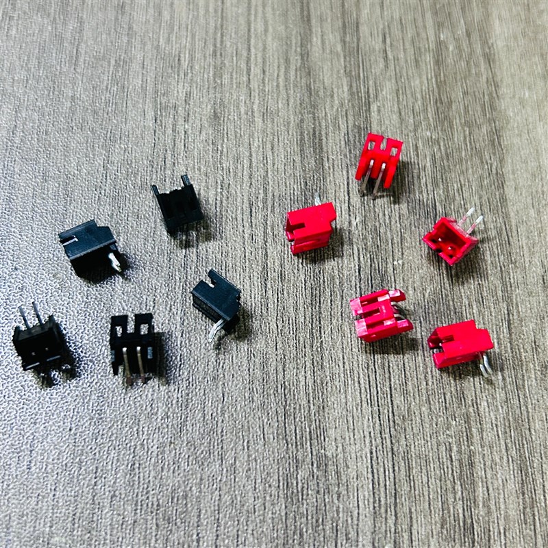 2.0mm间距 PH2.0-2AWD弯针带护脚定位针座 弯针座 白红黑黄蓝绿紫